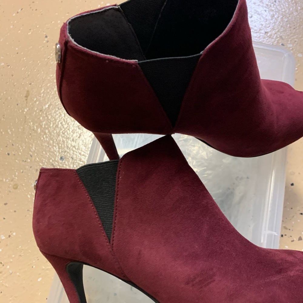 Unisa Booties
